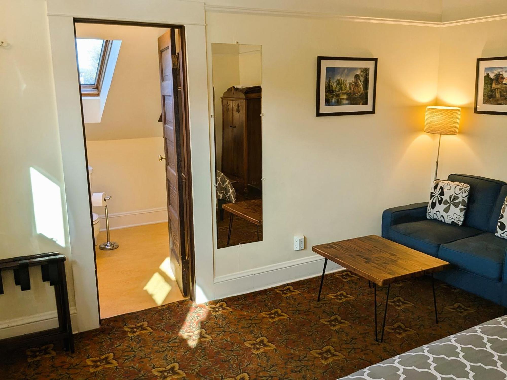 Bluebird Guesthouse Portland Bagian luar foto